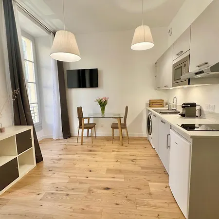Confortable Central Studio To Discover Nice Exterior photo